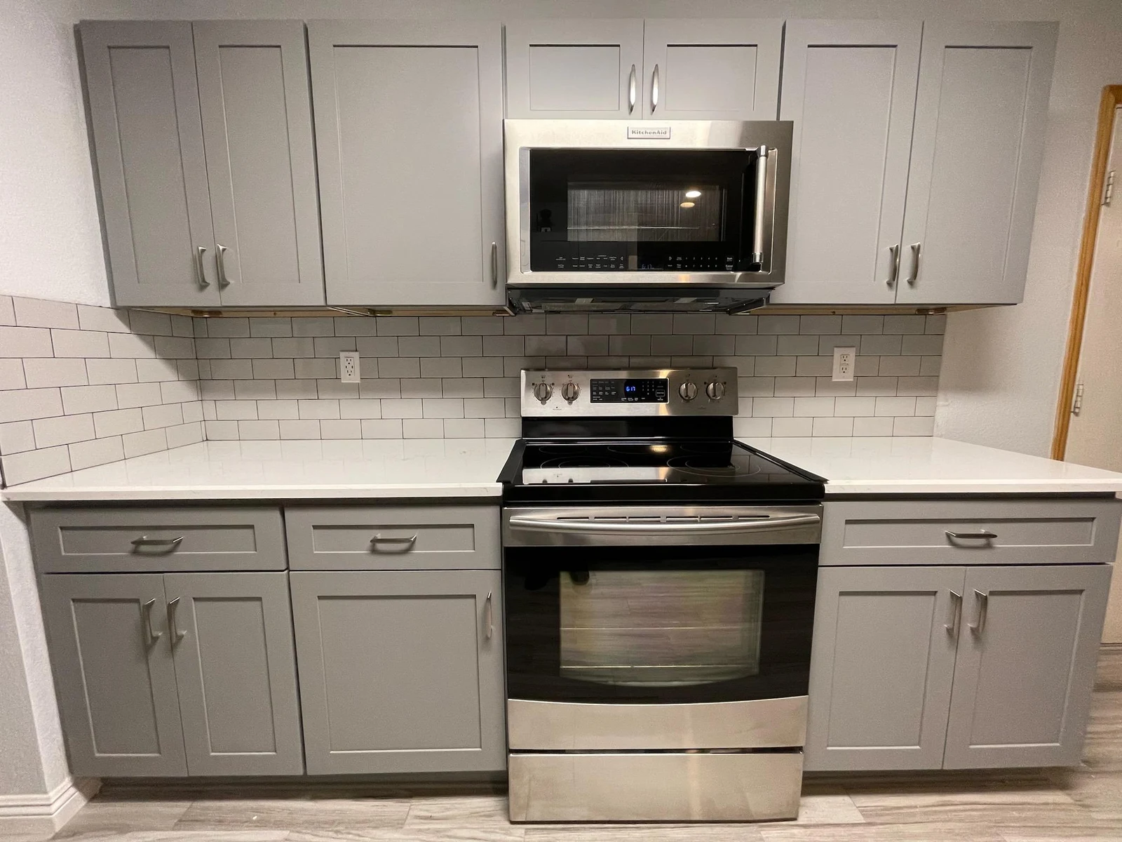 Gray shaker kitchen cabinetry