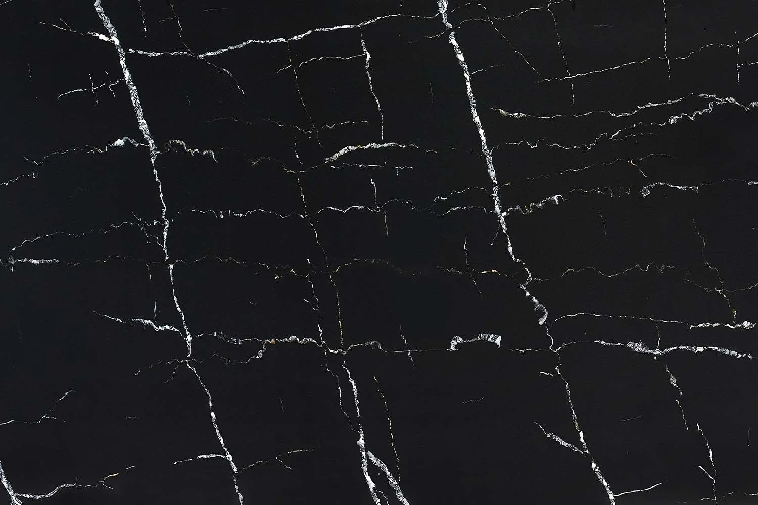 Calacatta Nero quartz countertop